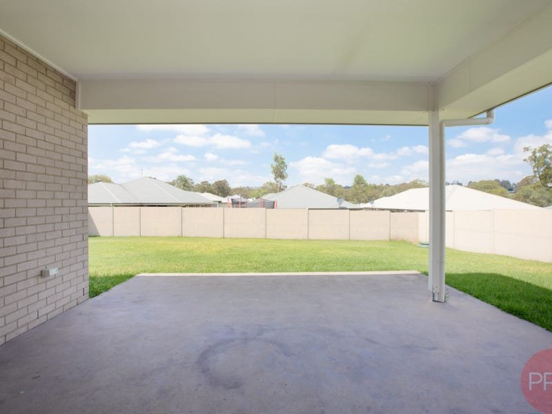 6 Moylan Vista NORTH ROTHBURY 17
