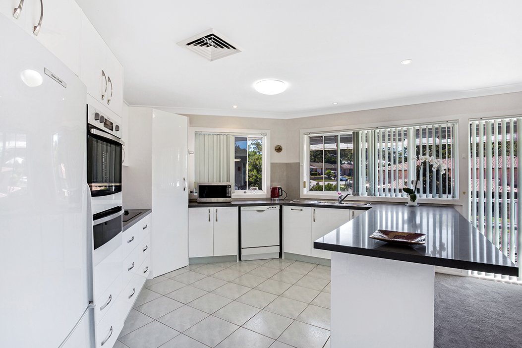 6 Mulloway Place CORLETTE 4