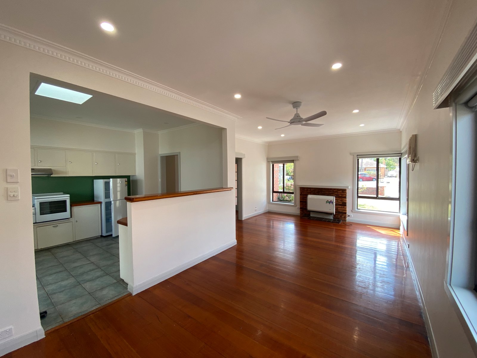 Gallery: 6 Murchison Court