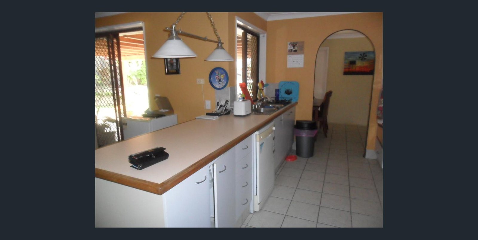 6 Muston Court CARRARA 8