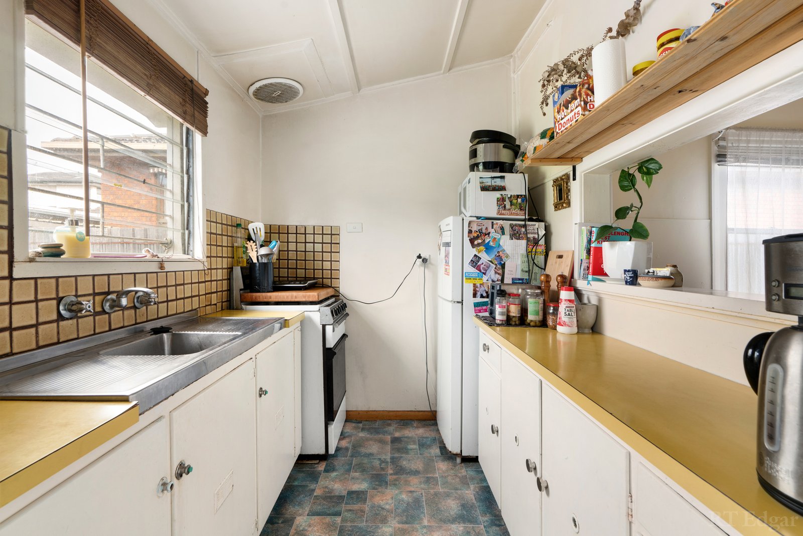 Real Estate and Property in 6 Myrtle Grove, Preston, VIC