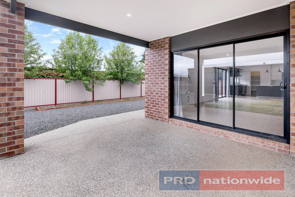 6 Myrtle Grove Road BALLAN 14
