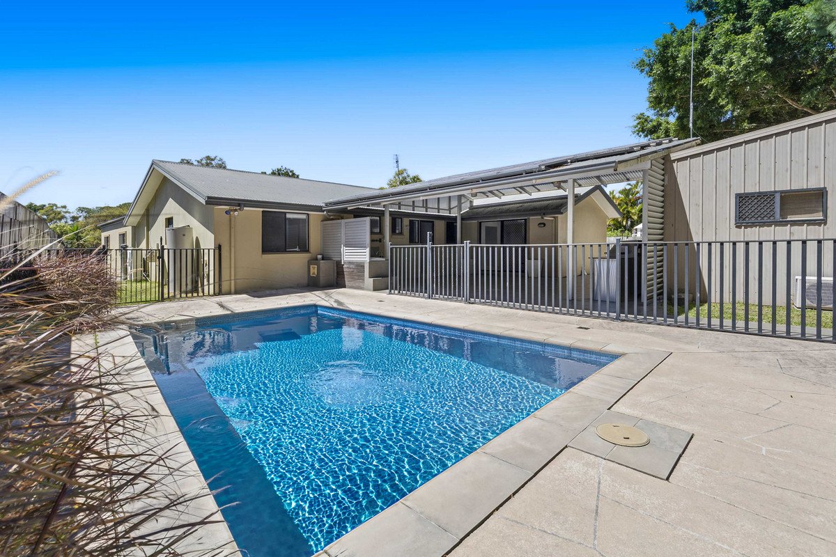 6 Nalya Court Mermaid Waters 3
