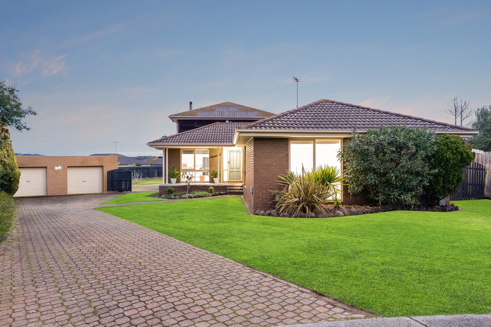 Gallery: 6 Nambrok Court