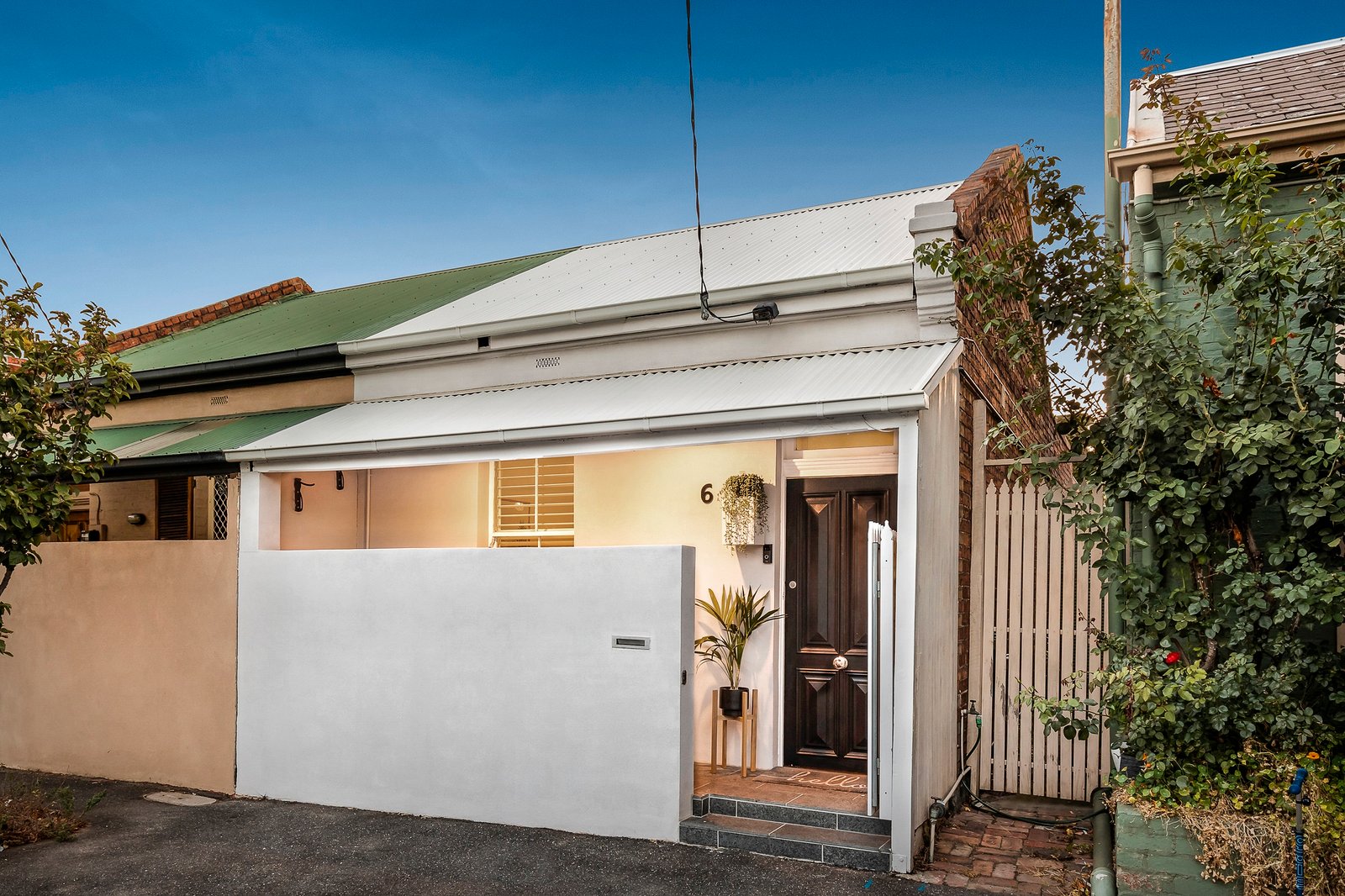 6 Napier Place, South Melbourne, 3205