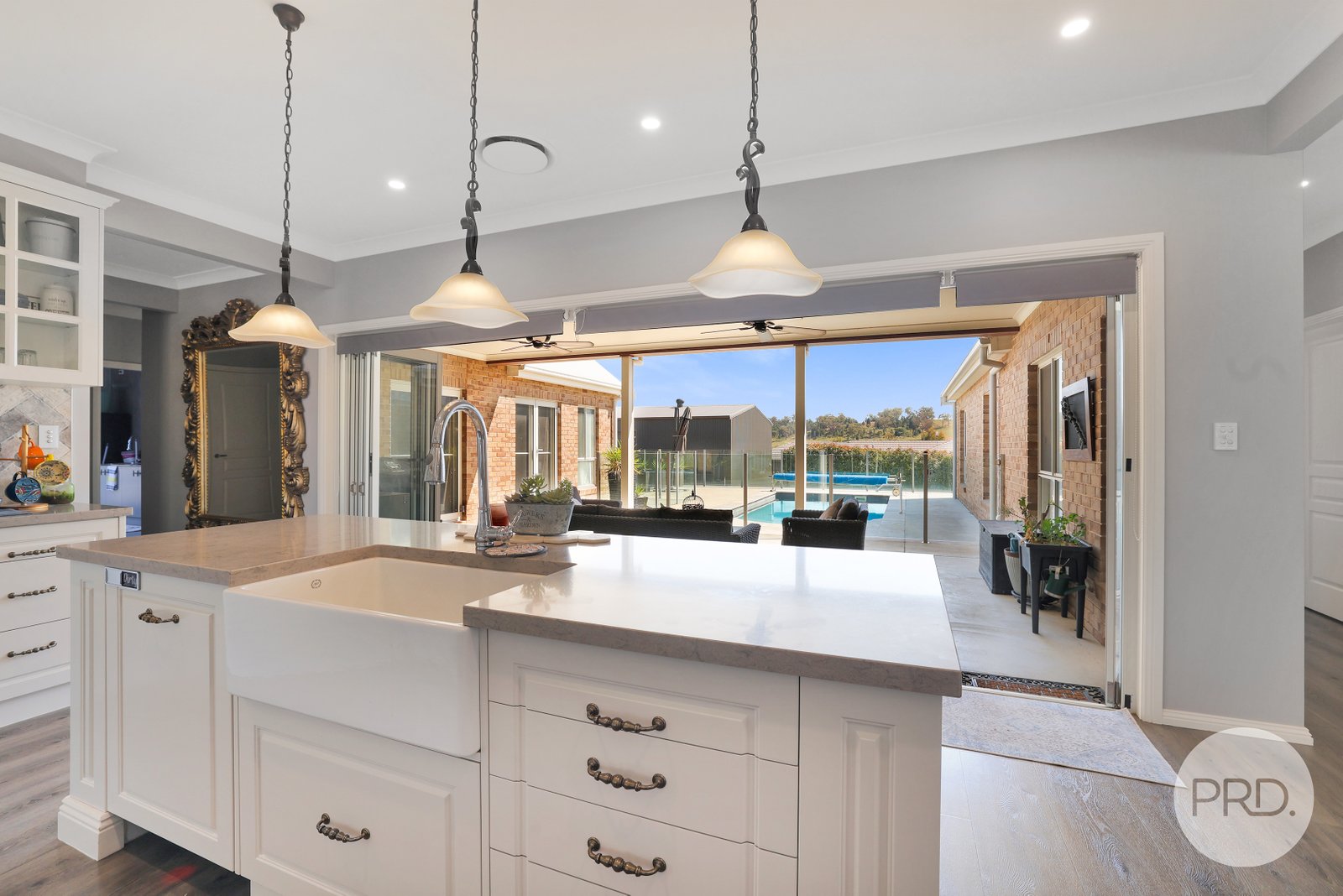 6 Nash Street TAMWORTH 12