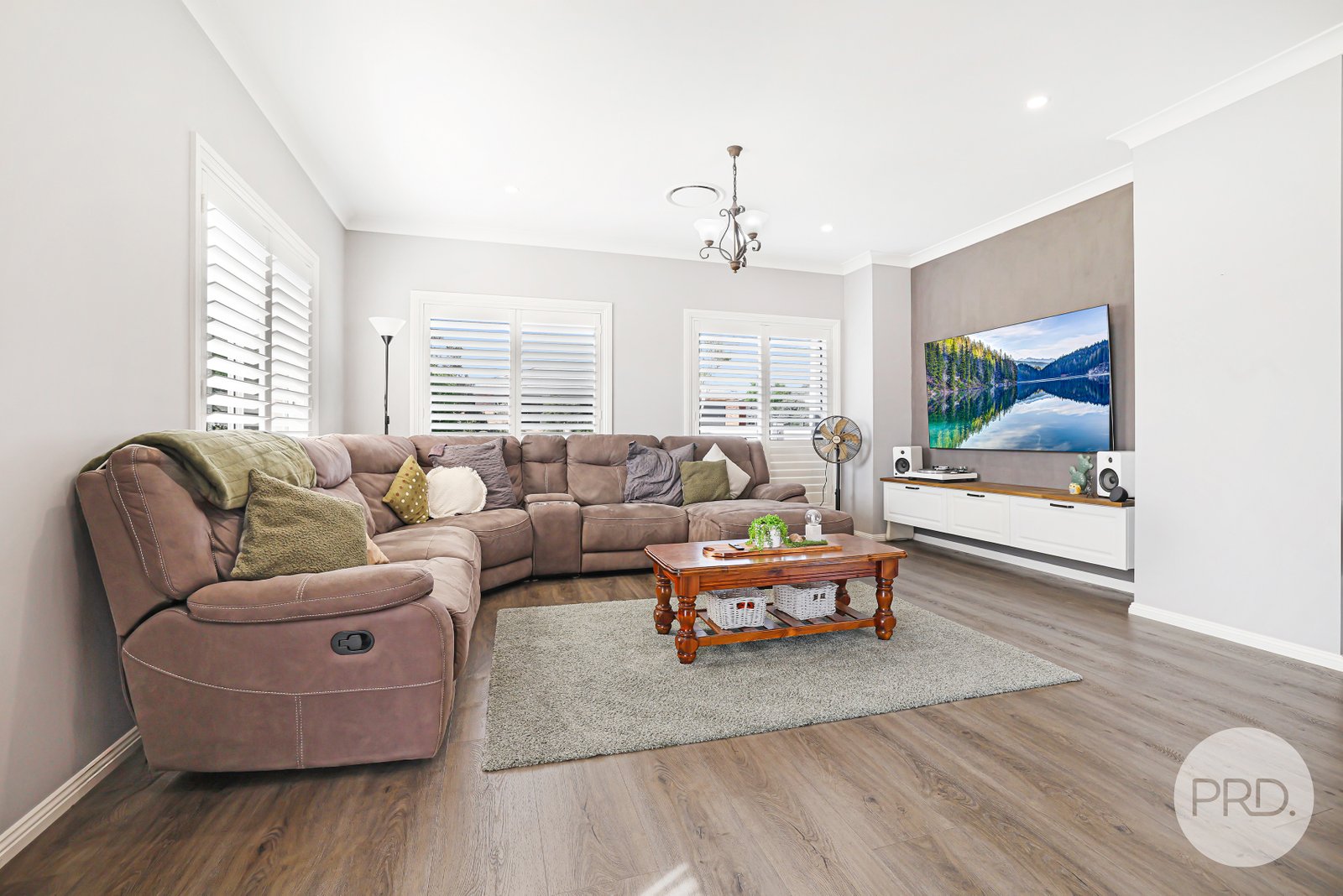 6 Nash Street TAMWORTH 15