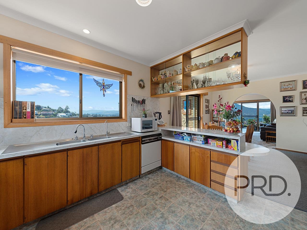 6 Nathan Street BERRIEDALE 4