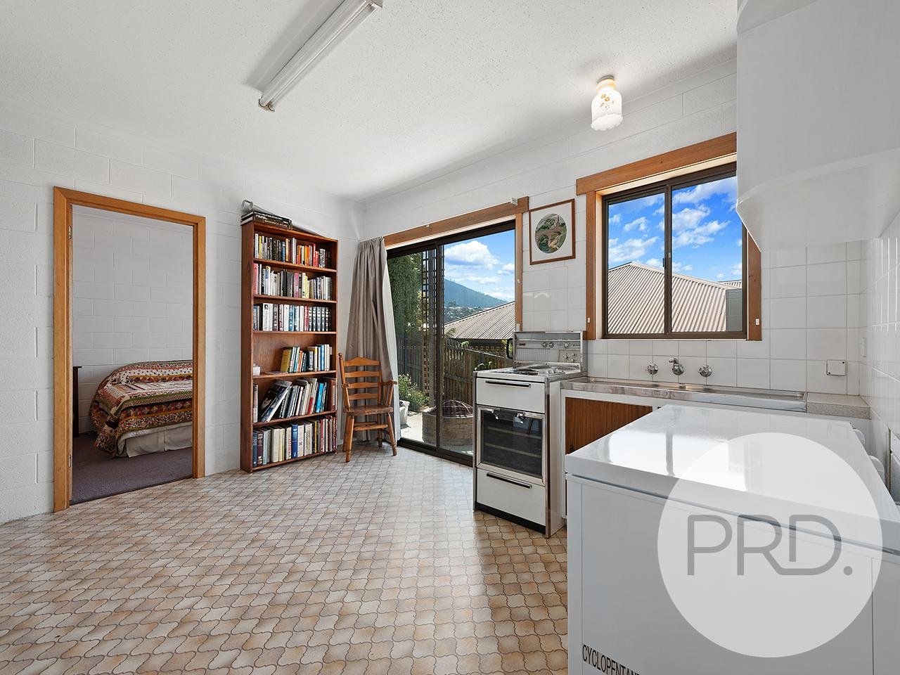 6 Nathan Street BERRIEDALE 10