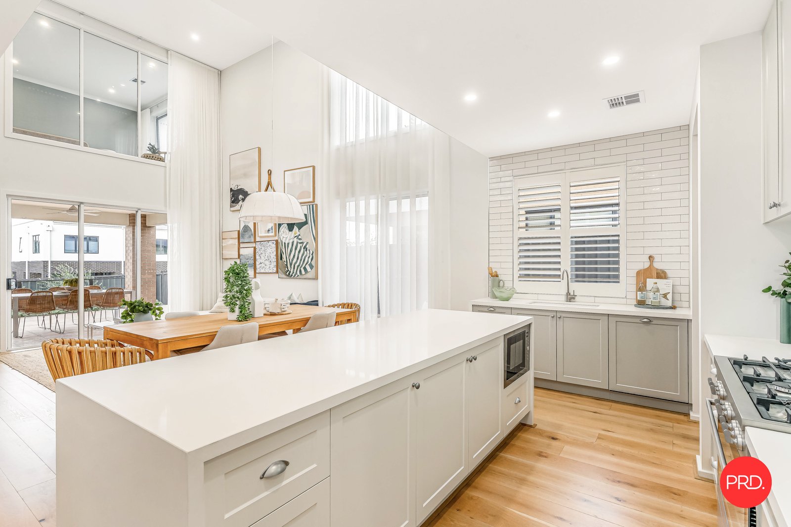 6 Neon Crescent STRATHFIELDSAYE 10