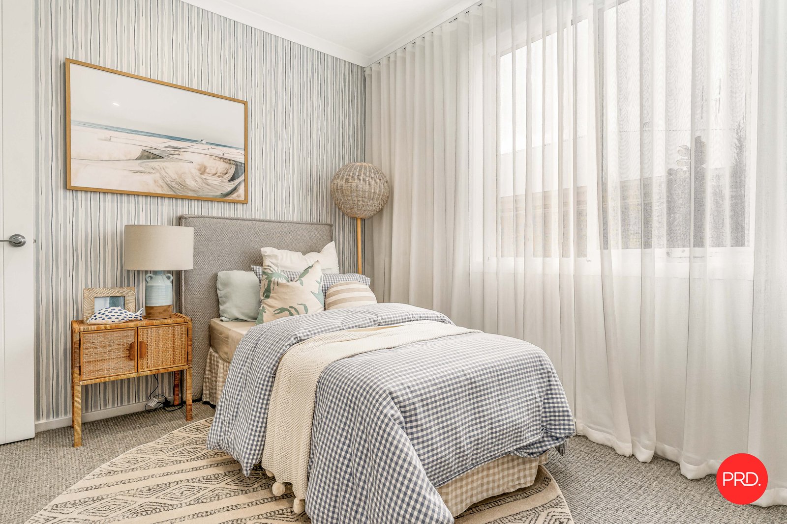 6 Neon Crescent STRATHFIELDSAYE 14