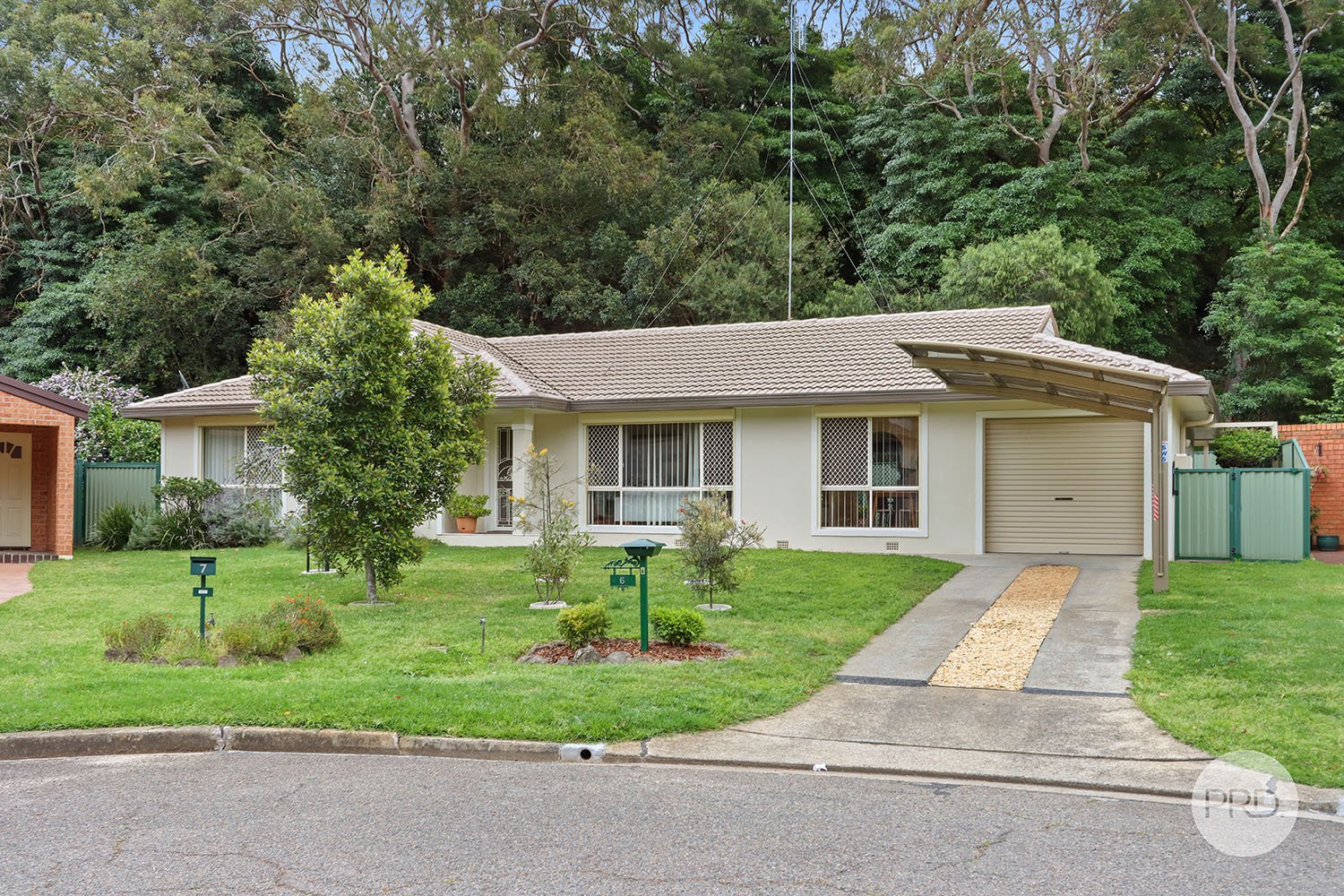 6 Neverfail Place OATLEY 1