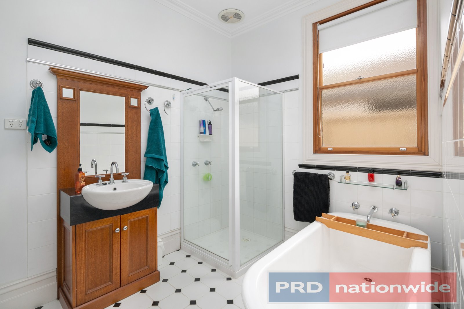 6 Nunn Street BALLARAT EAST 12