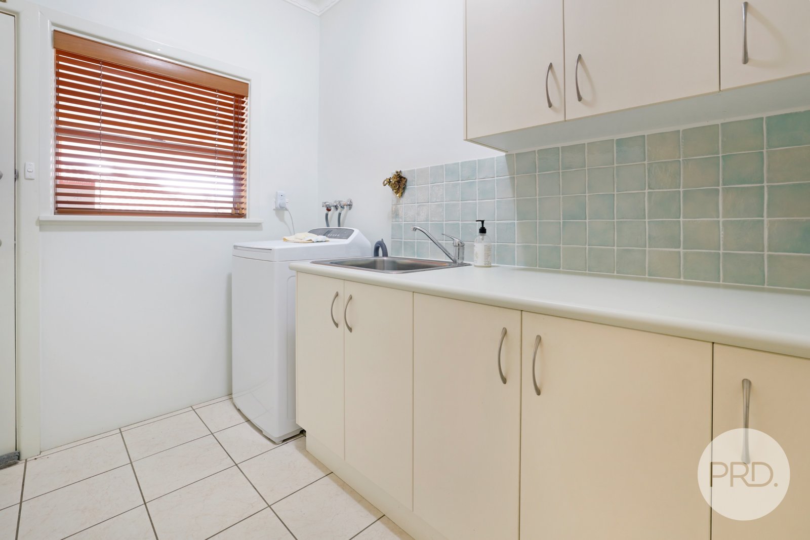 6 Nurraba Street TAMWORTH 12