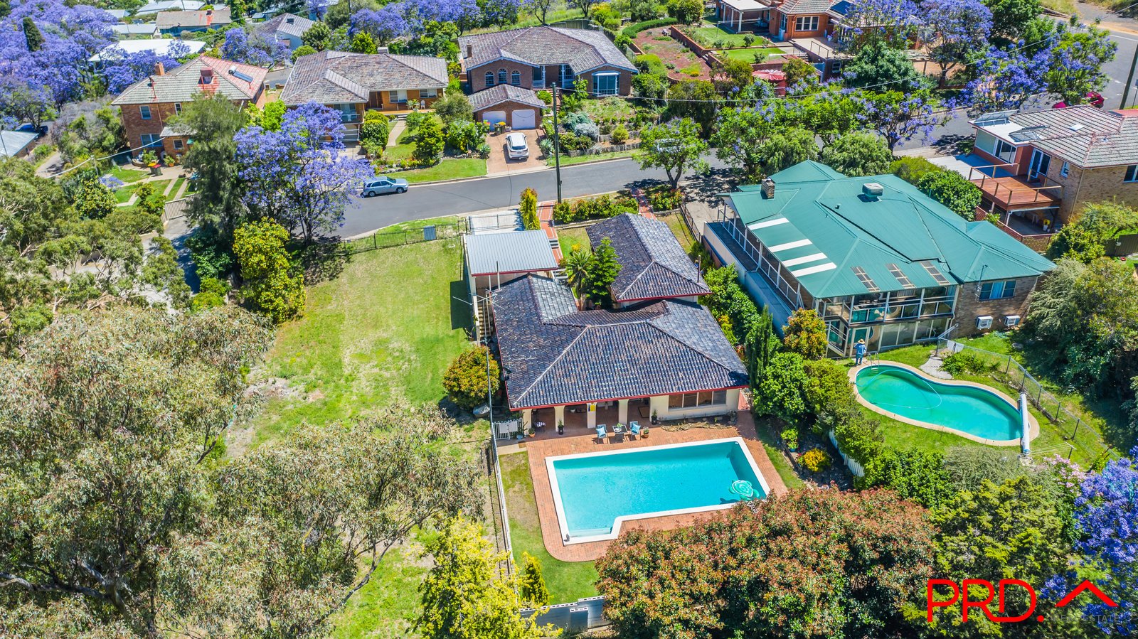 6 Nyrang Avenue TAMWORTH 2
