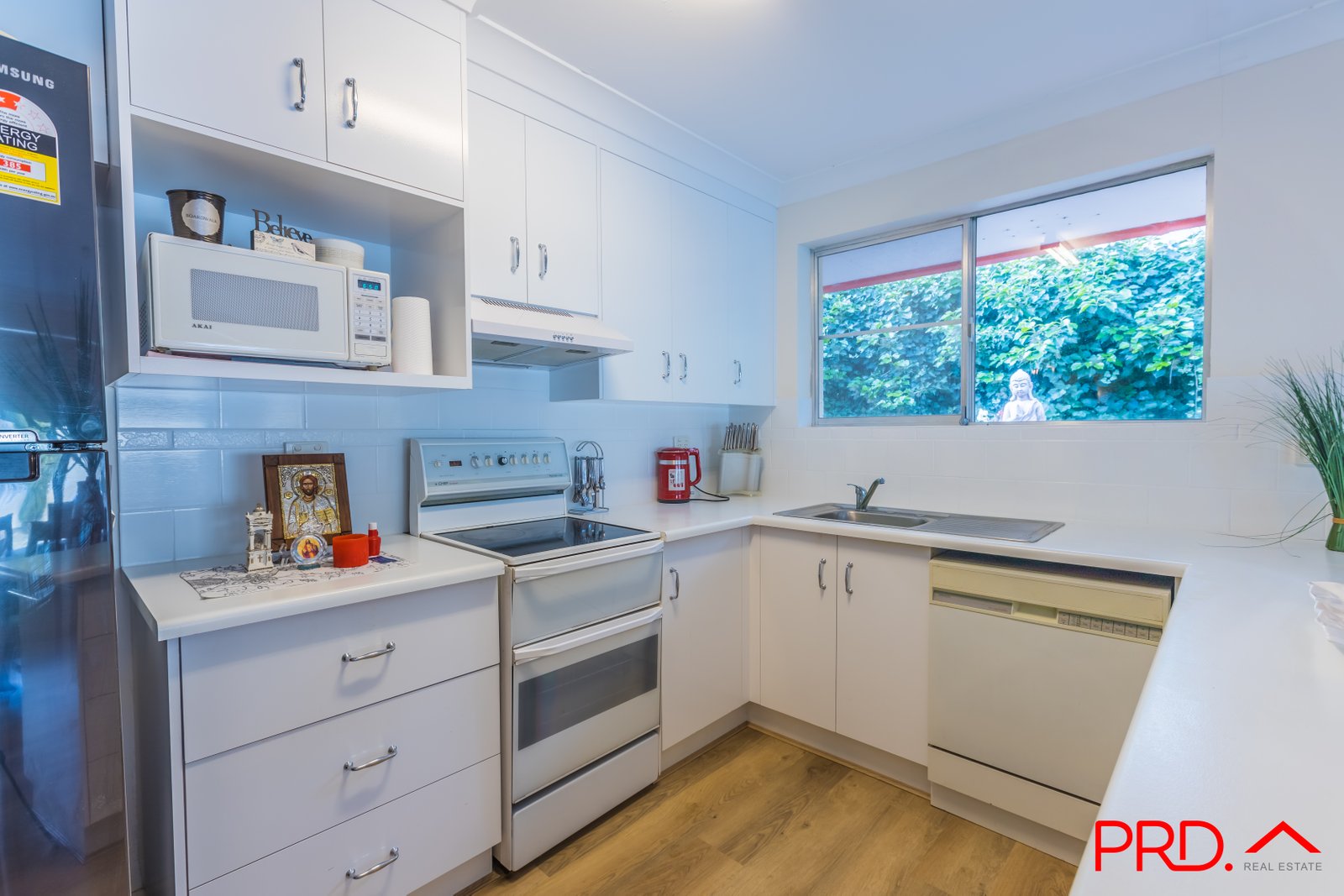 6 Nyrang Avenue TAMWORTH 10