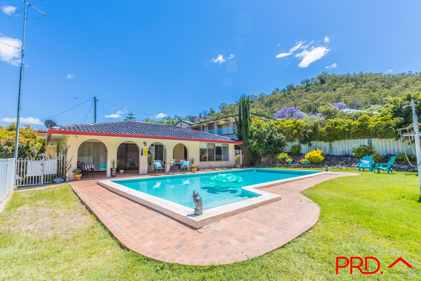 6 Nyrang Avenue TAMWORTH 17