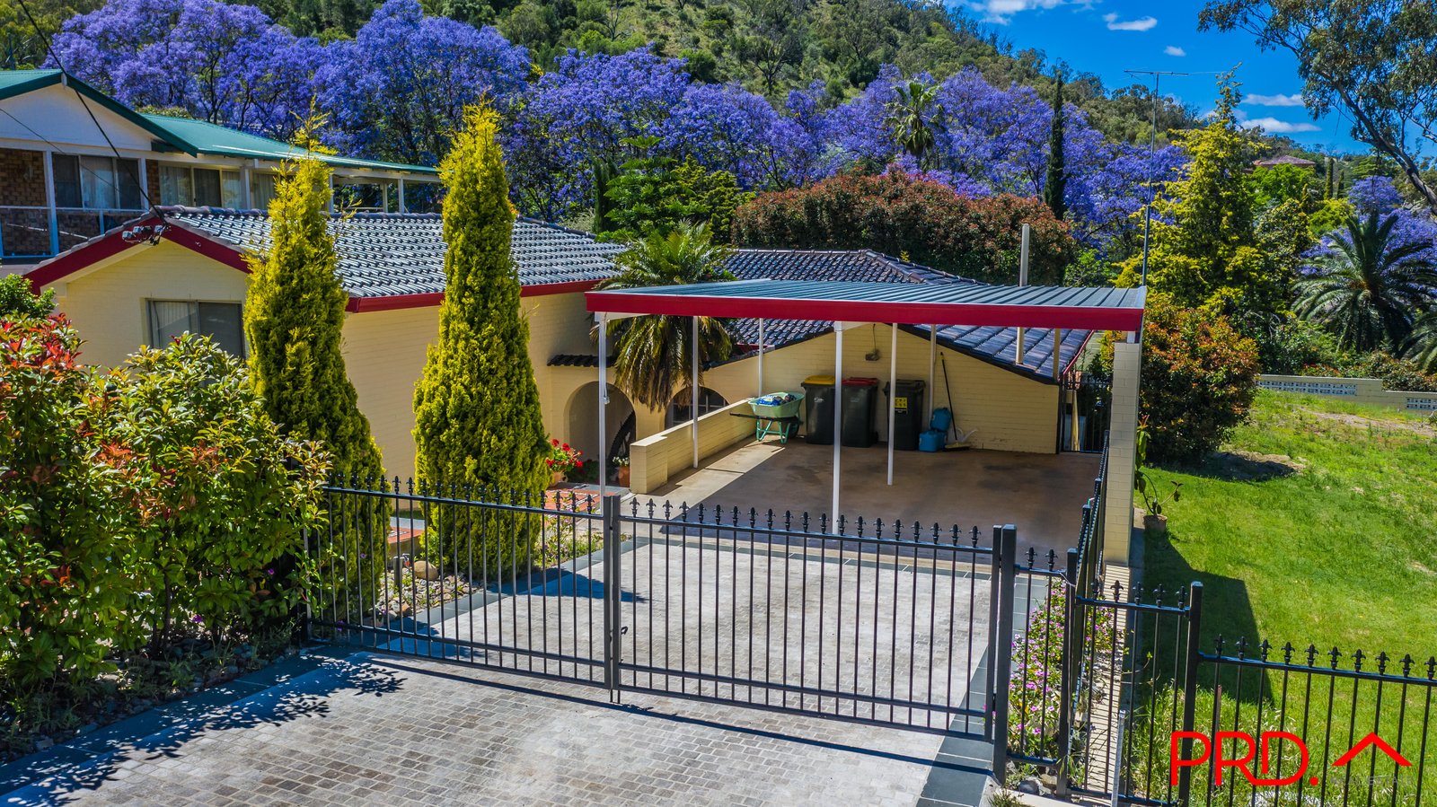 6 Nyrang Avenue TAMWORTH 23