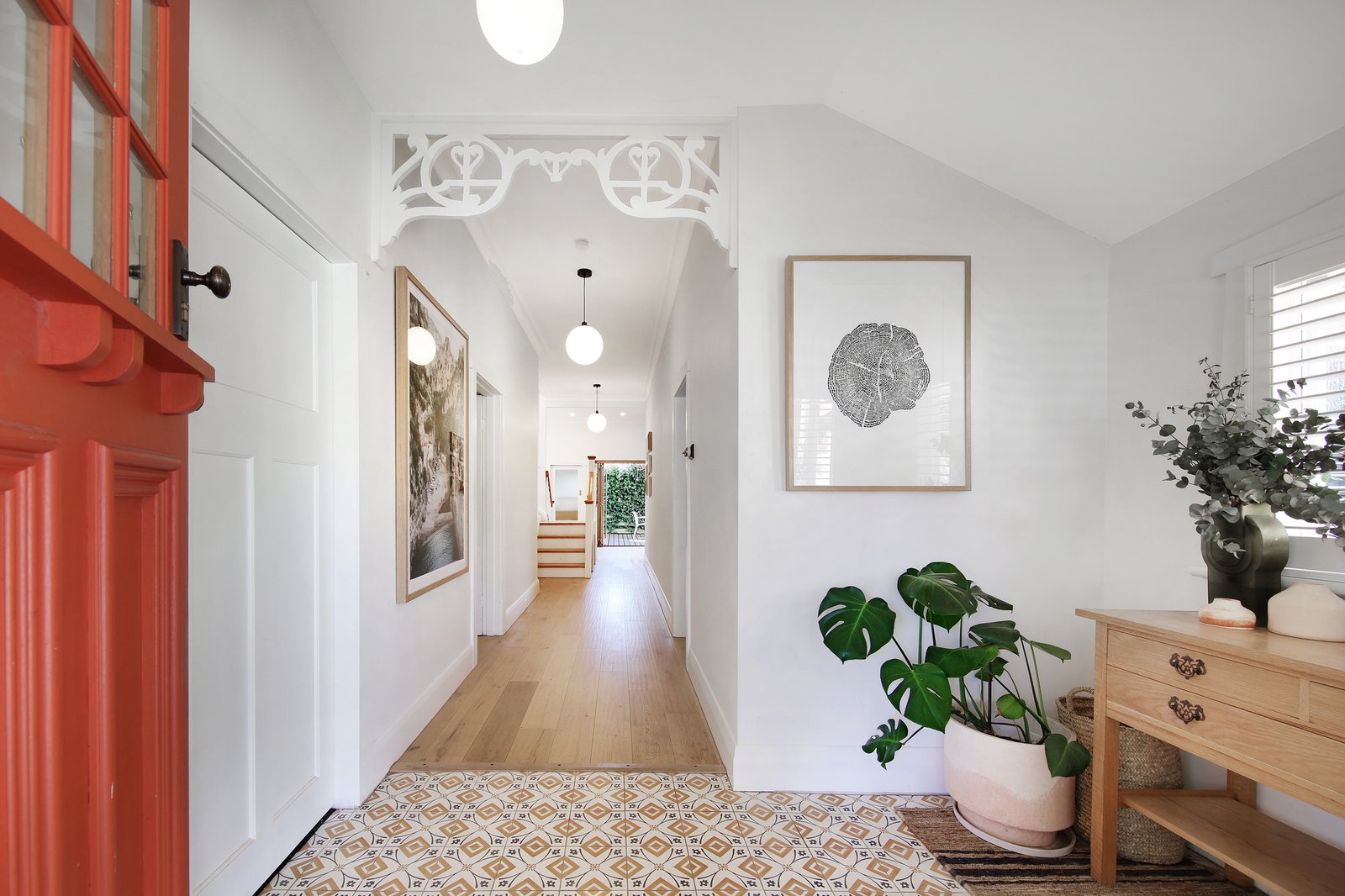 Gallery: 6 Oak Street