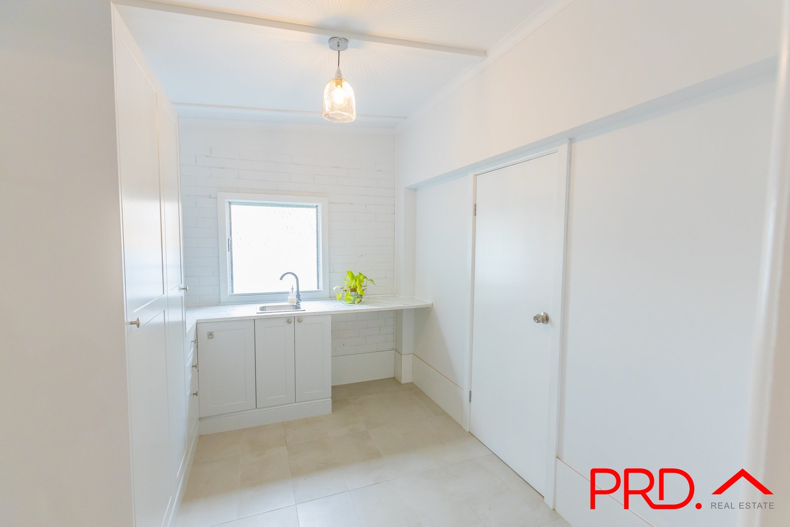 6 Oak Street TAMWORTH 19