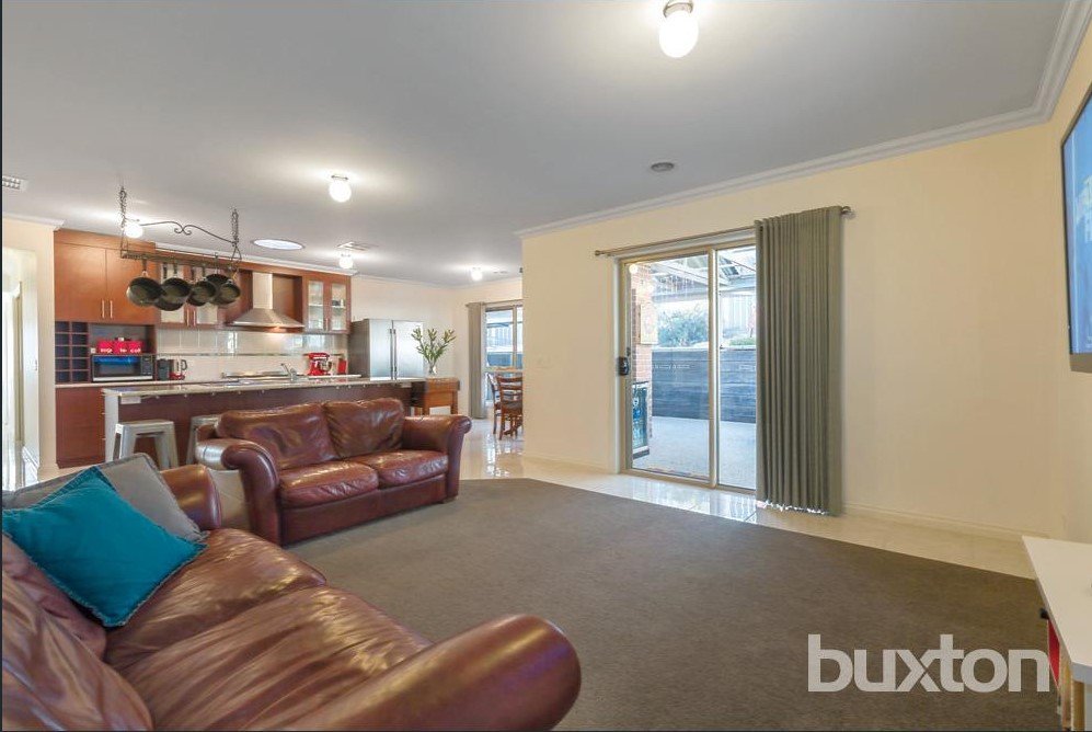 Gallery: 6 Oakdene Court