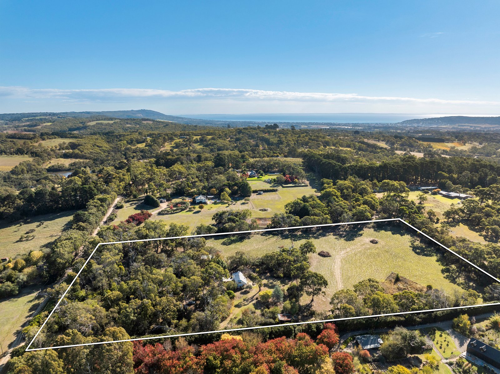 Photos: 6 One Chain Road