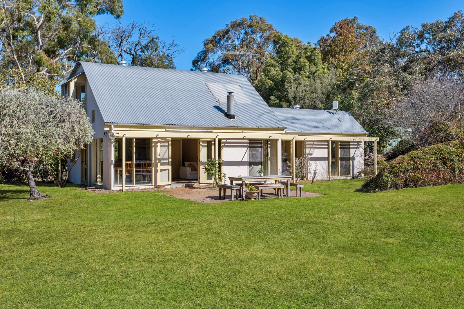 Gallery: 6 One Chain Road