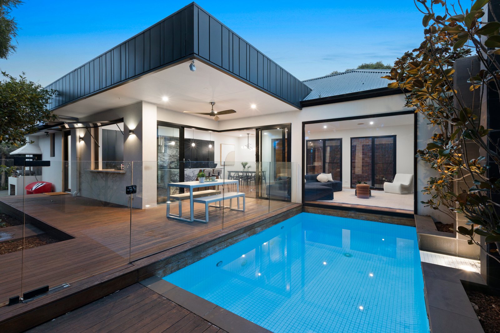 Gallery: 6 Oswald Thomas Avenue
