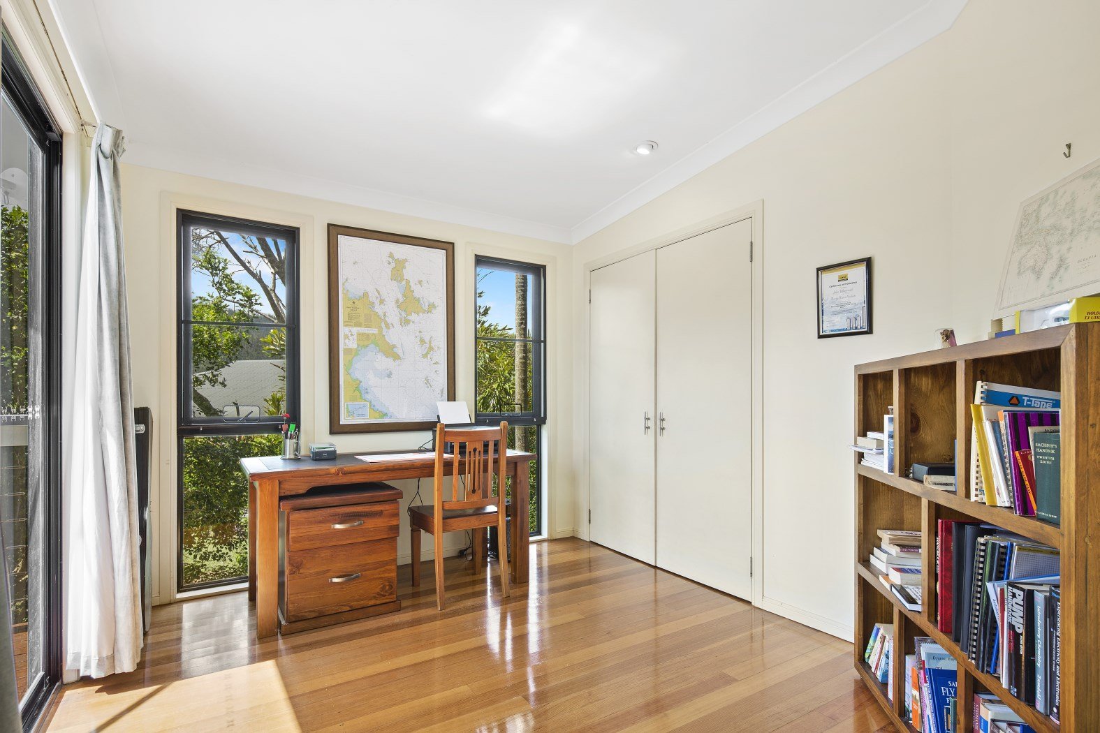 6 Panoramic Court CANNONVALE 11