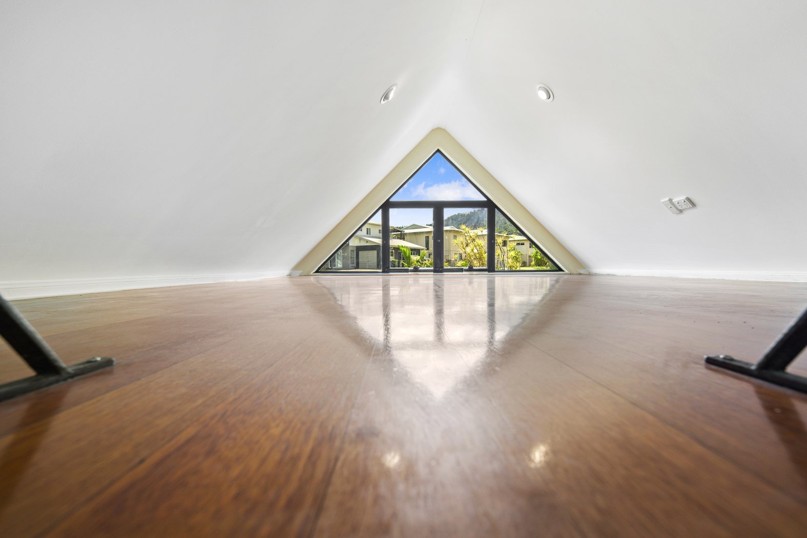 6 Panoramic Court CANNONVALE 13