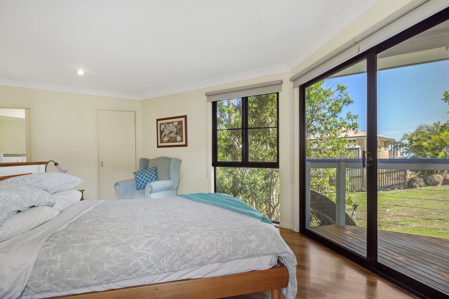 6 Panoramic Court CANNONVALE 16
