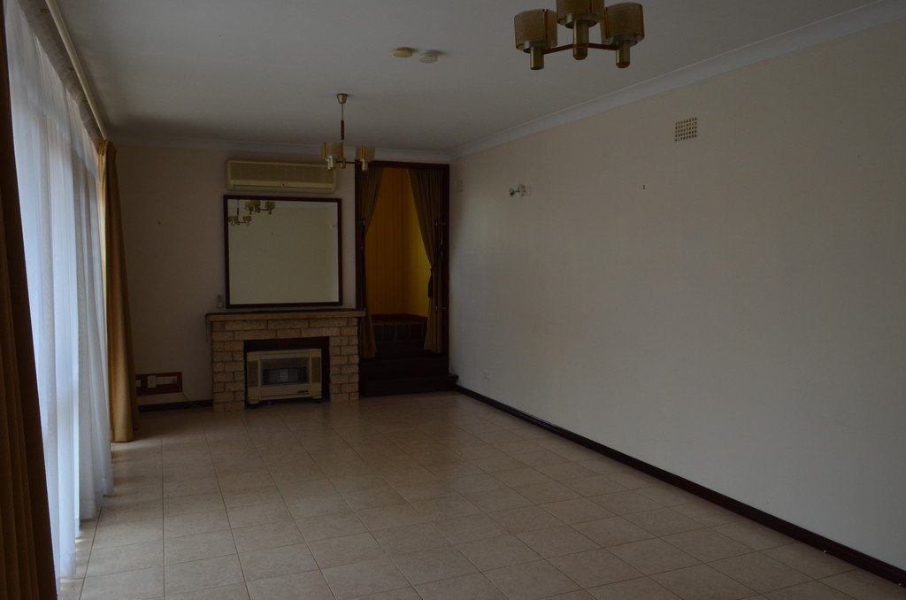 6 Park Street INGLEBURN 4