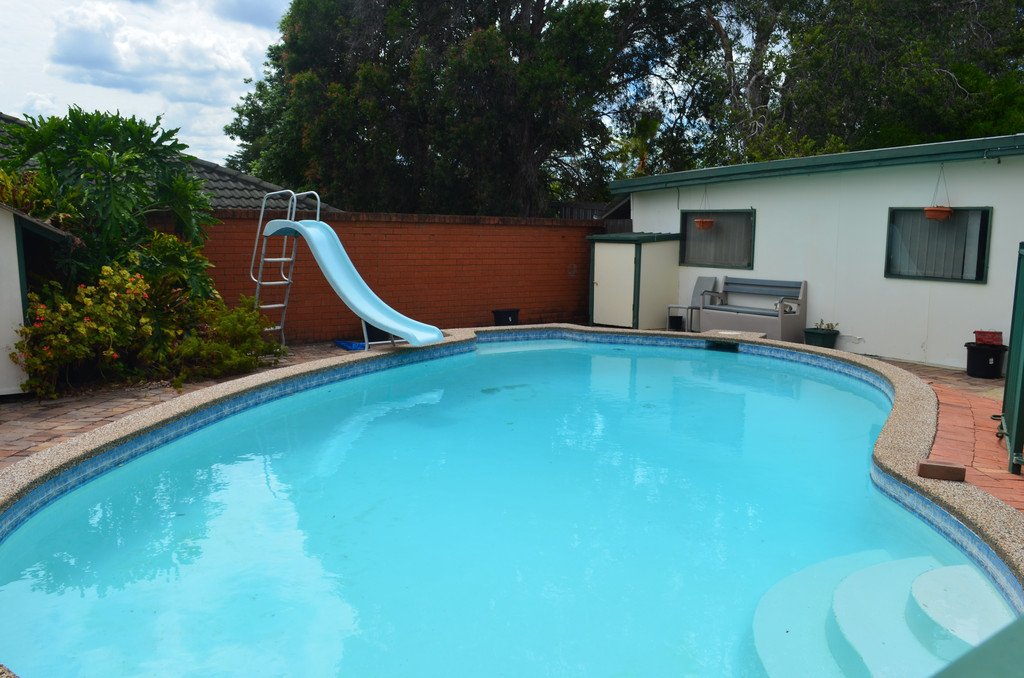 6 Park Street INGLEBURN 18