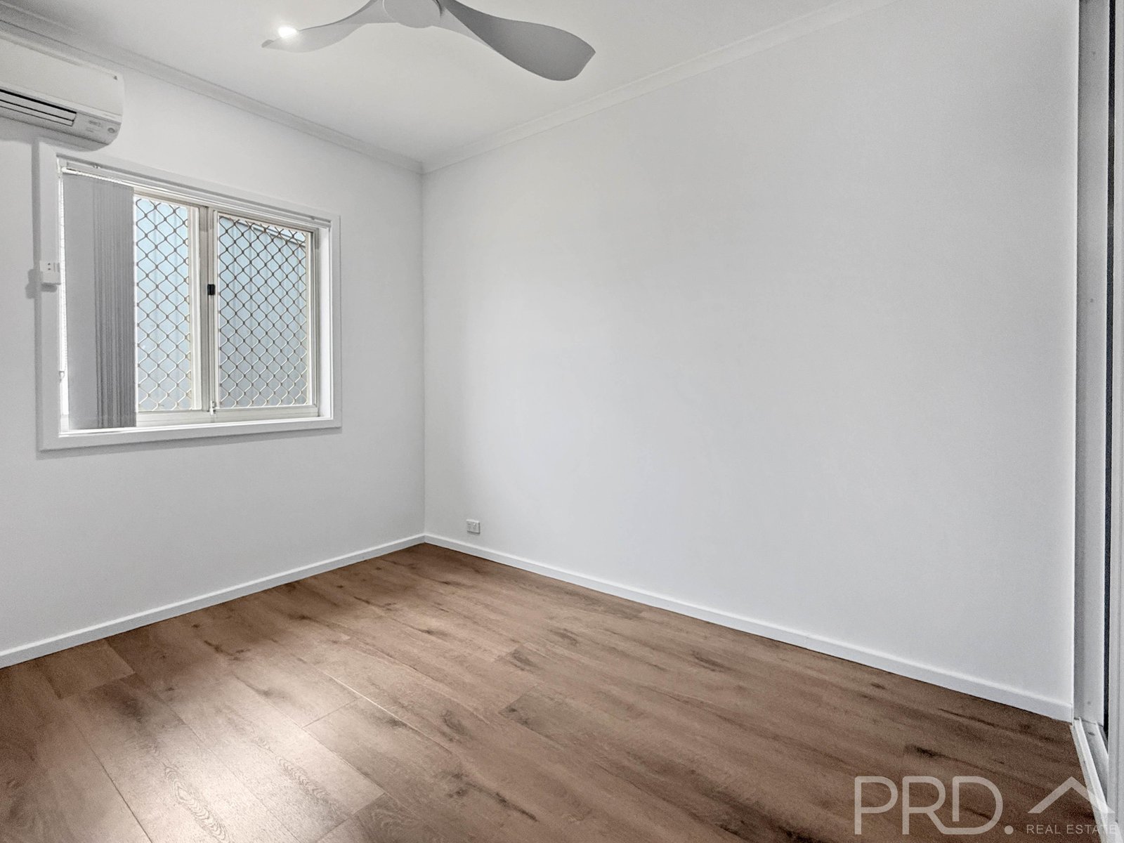 6 Parker Close BAYNTON 12