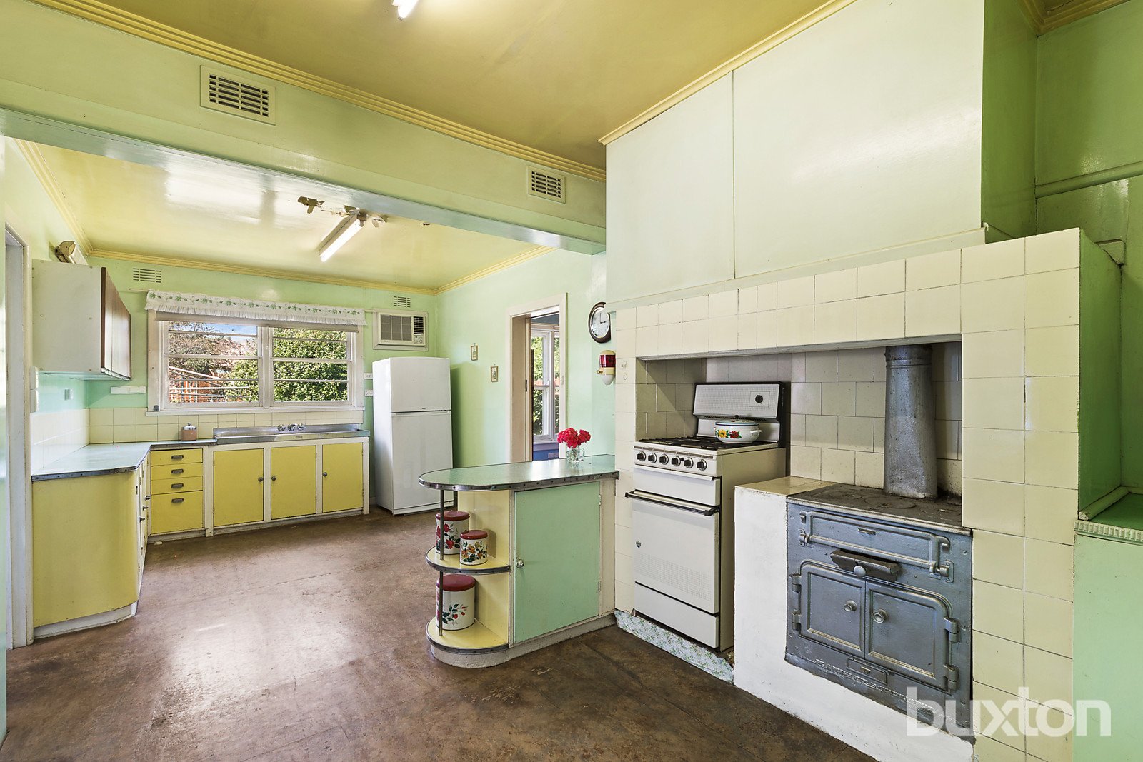 Gallery: 6 Parklands Crescent