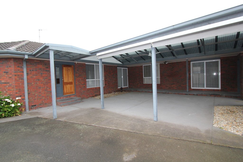 6 Parkside Road DELACOMBE 11