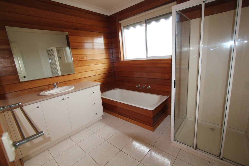 6 Parkside Road DELACOMBE 6