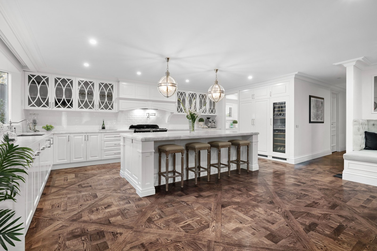 Real Estate and Property in 6 Parkwood Place, Templestowe, VIC