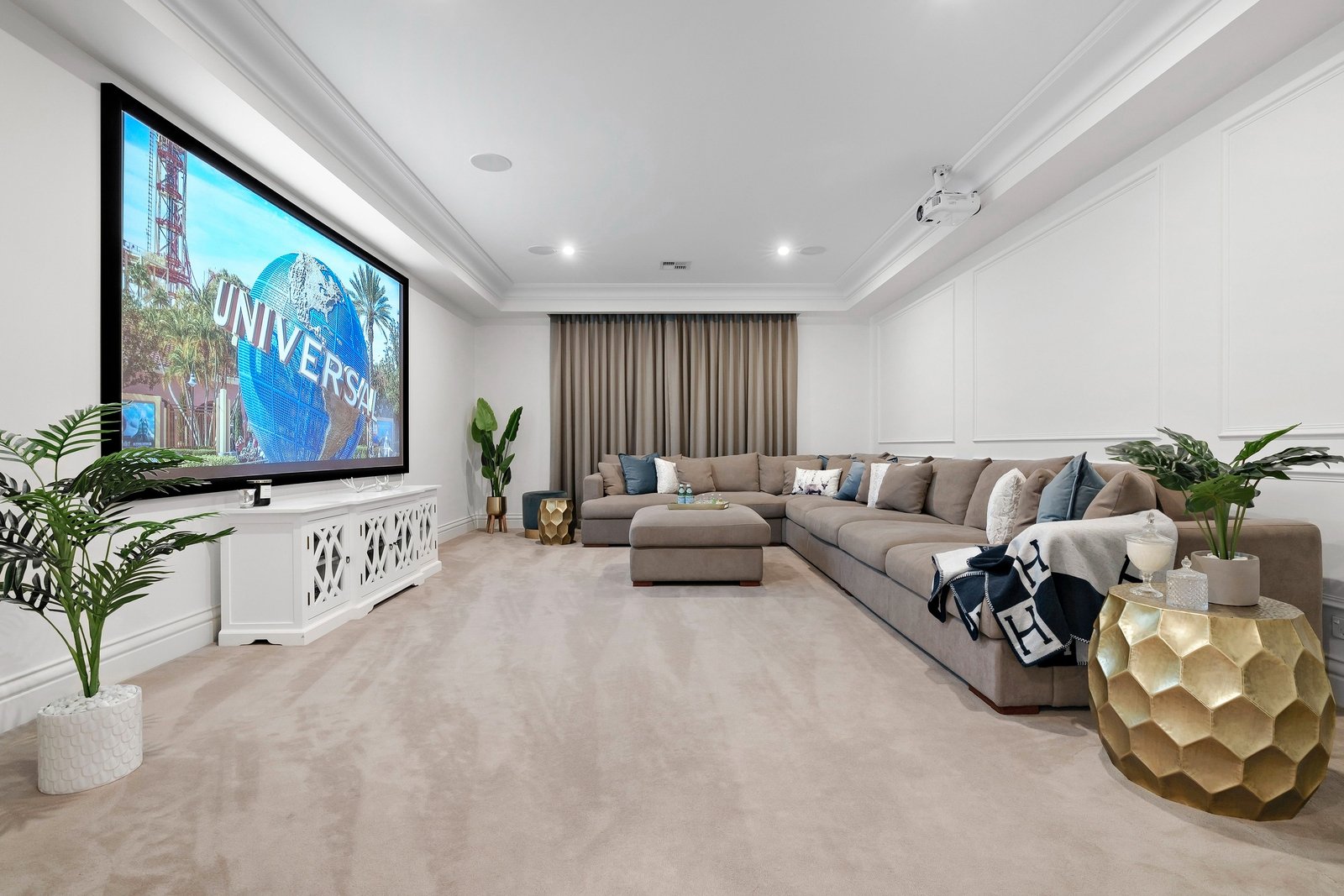 Real Estate and Property in 6 Parkwood Place, Templestowe, VIC