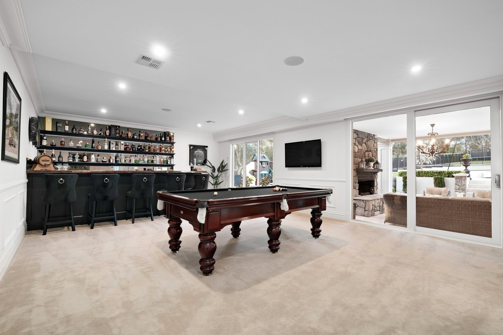 Real Estate and Property in 6 Parkwood Place, Templestowe, VIC