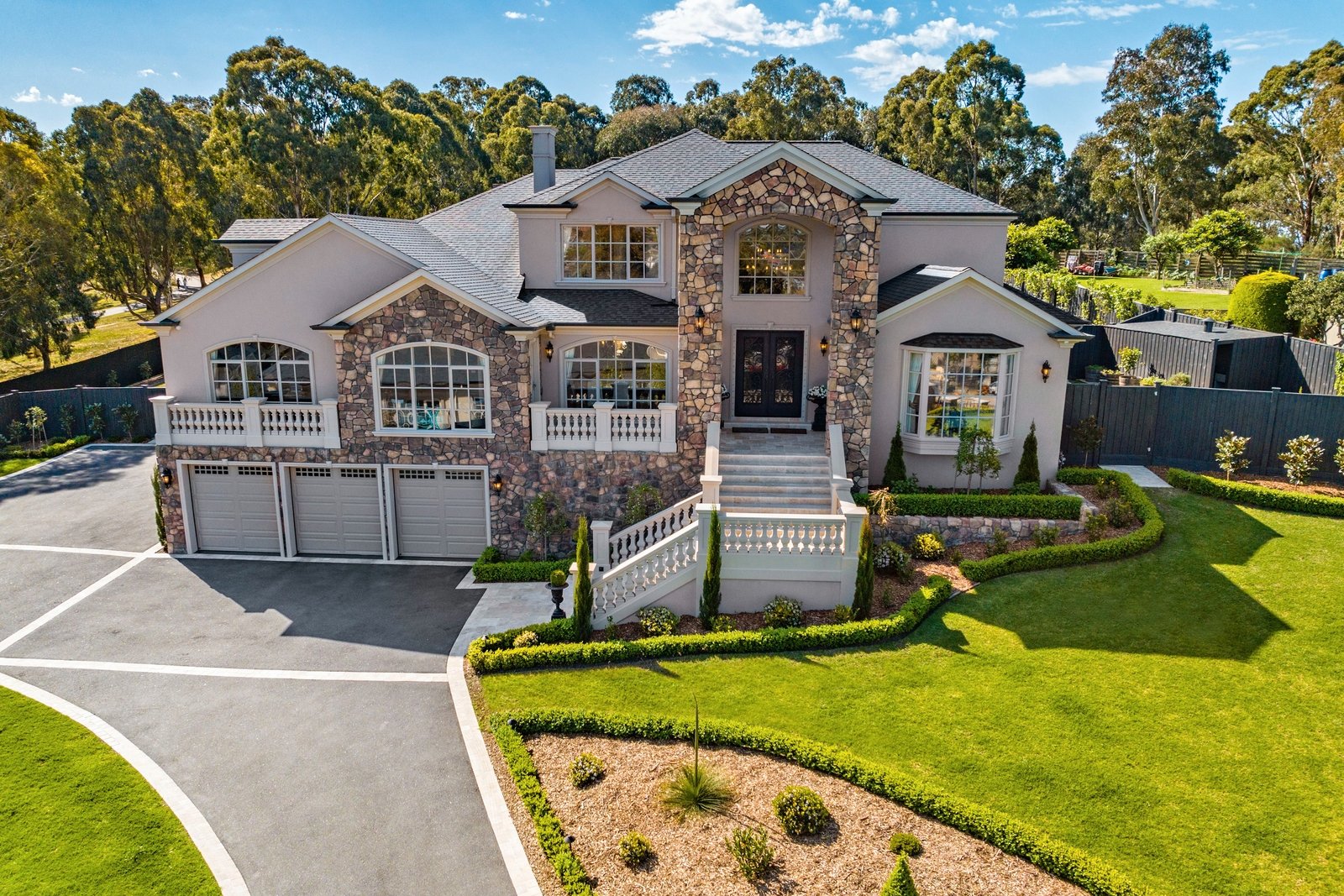 Real Estate and Property in 6 Parkwood Place, Templestowe, VIC