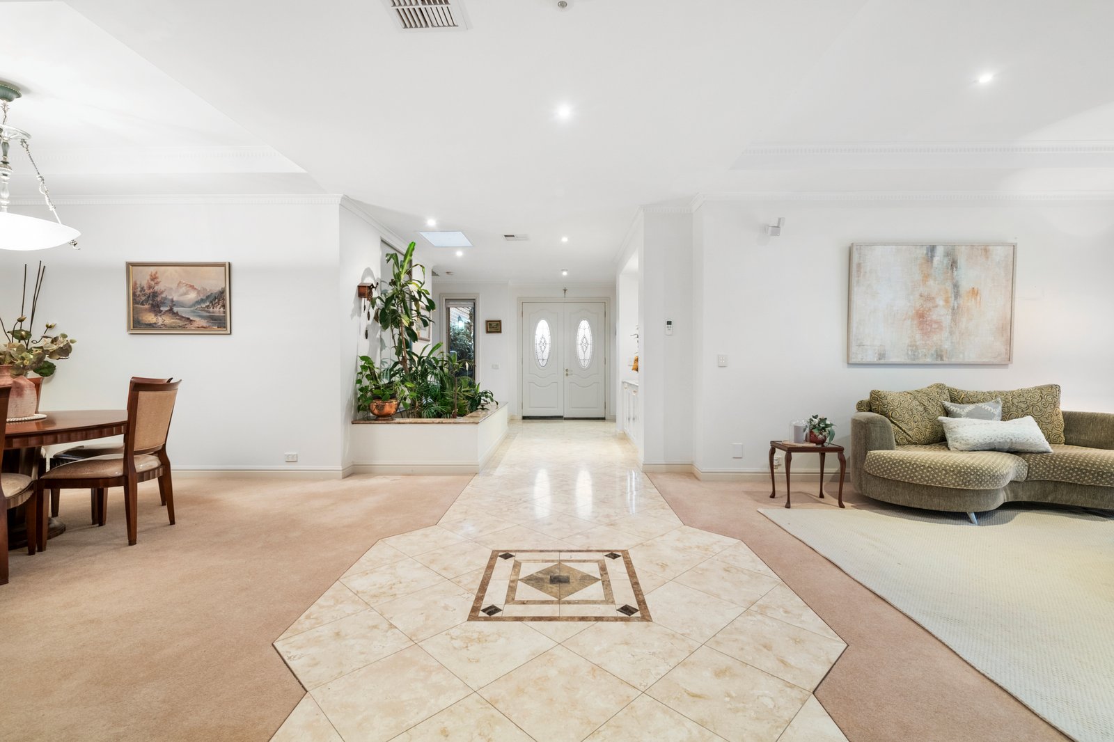 Gallery: 6 Patrick Court