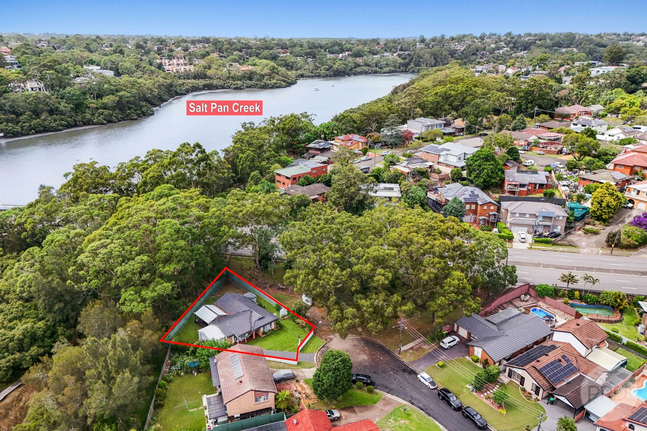 6 Patterson Close PADSTOW 15