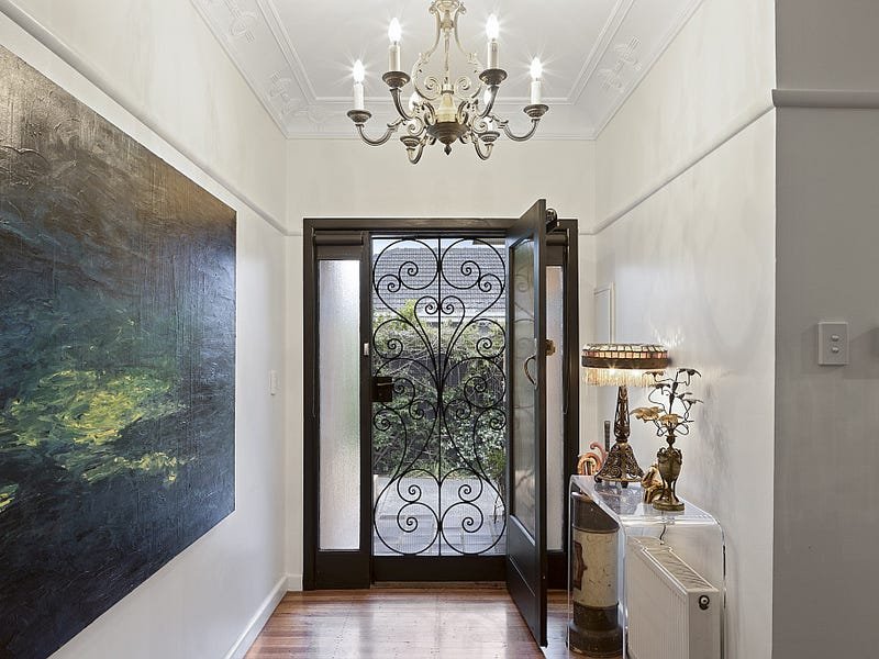 Real Estate and Property in 6 Patterson Road, Bentleigh, VIC