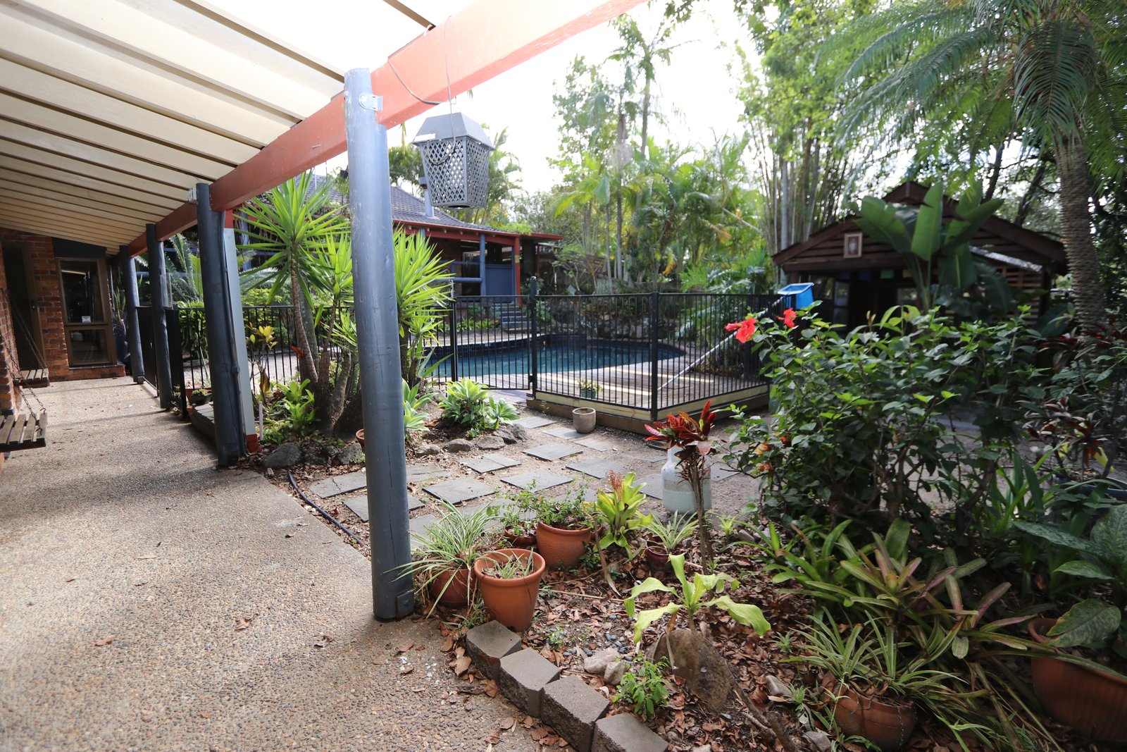 6 Patura Drive ASHMORE 18
