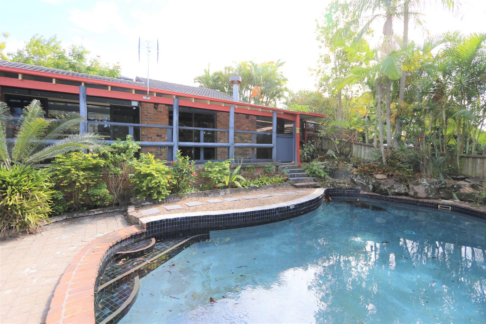 6 Patura Drive ASHMORE 20