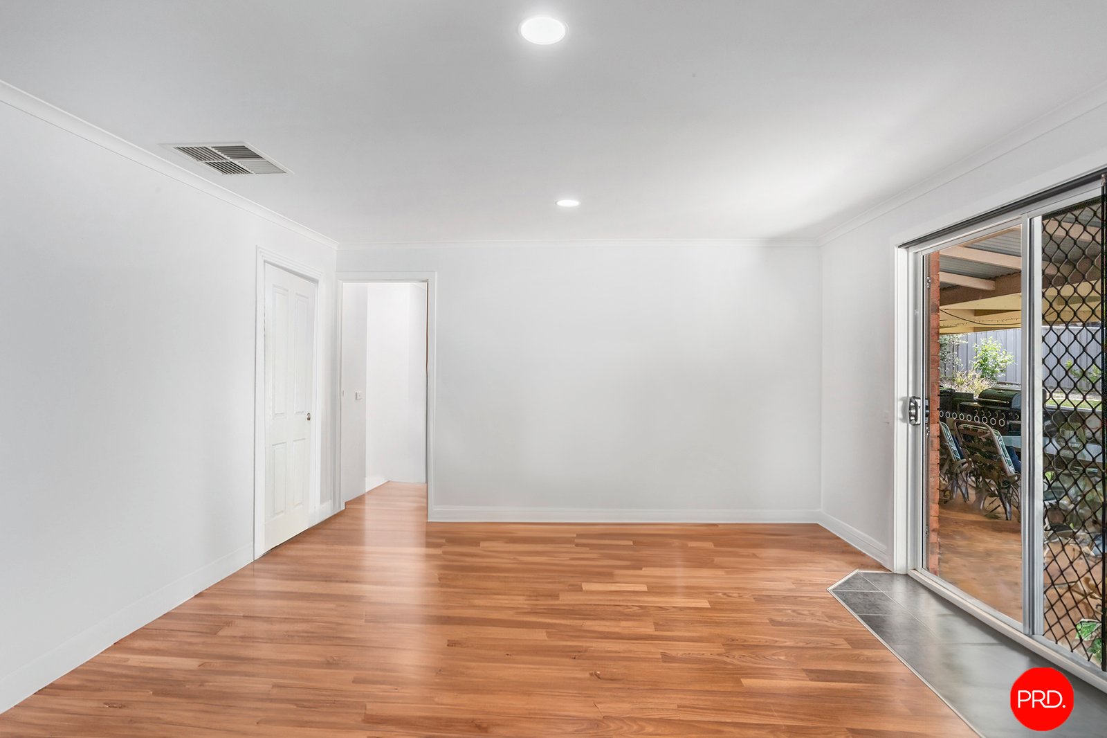 6 Pauline Court KANGAROO FLAT 15