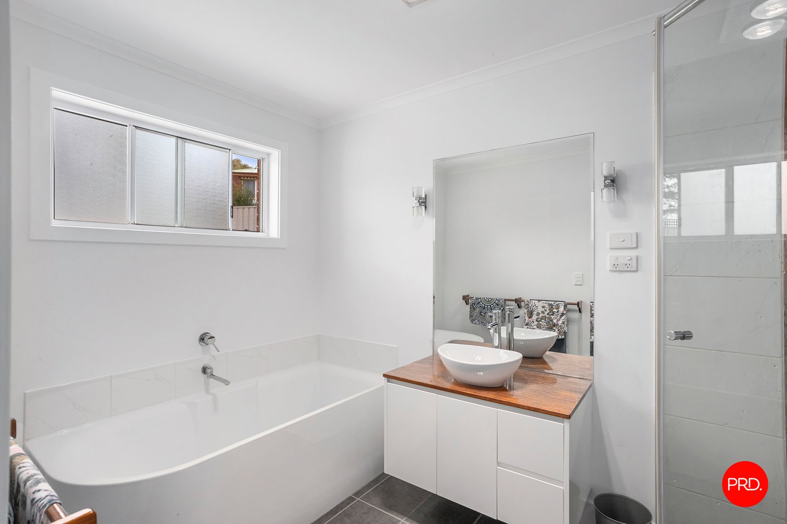 6 Pauline Court KANGAROO FLAT 23