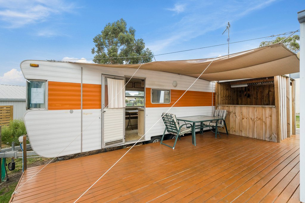 6 Pearl Court ORFORD 11