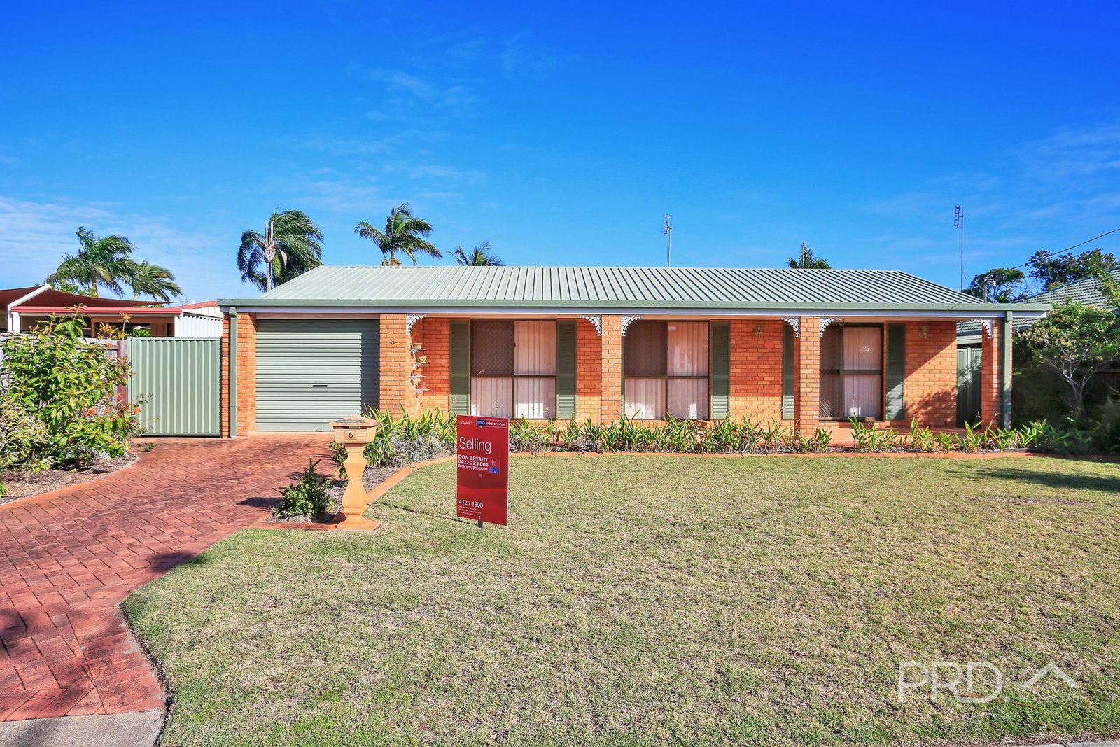 6 Pebble Court TORQUAY 4